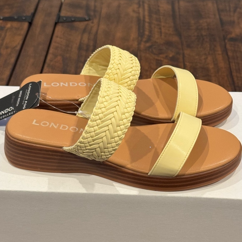 London Fog Trixey Slide Sandal